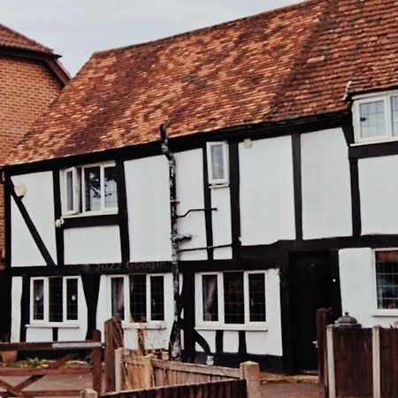 The Oast Appartement Maidstone Buitenkant foto
